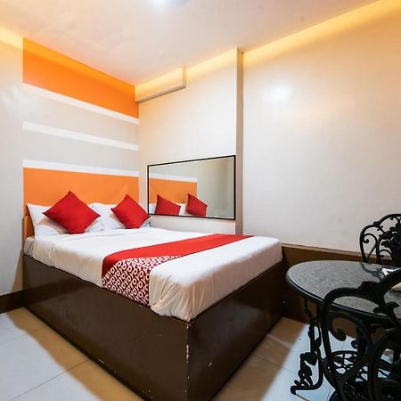 Oyo 475 Pearl Blossom Hotel Manila Exterior photo