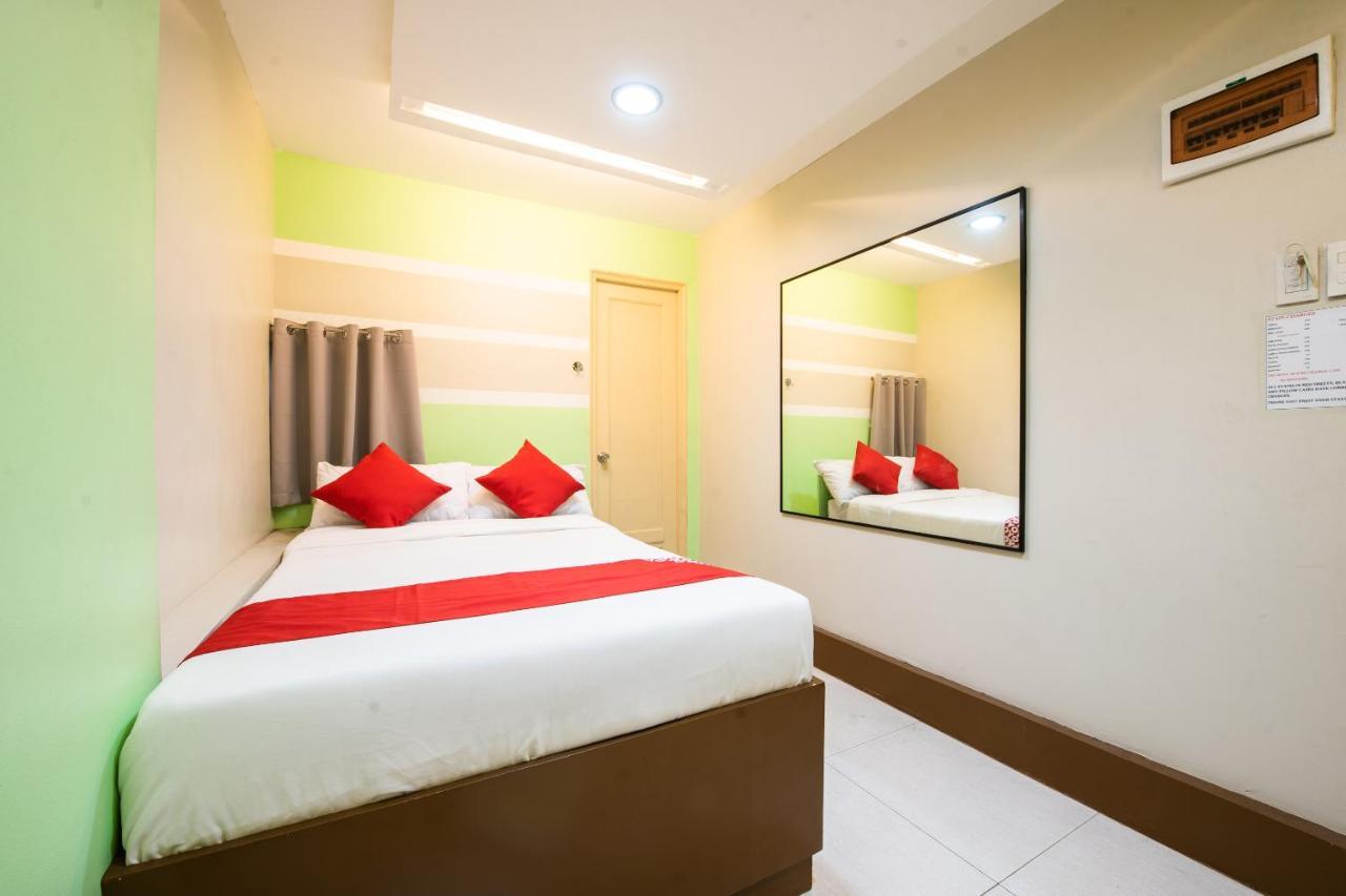 Oyo 475 Pearl Blossom Hotel Manila Exterior photo