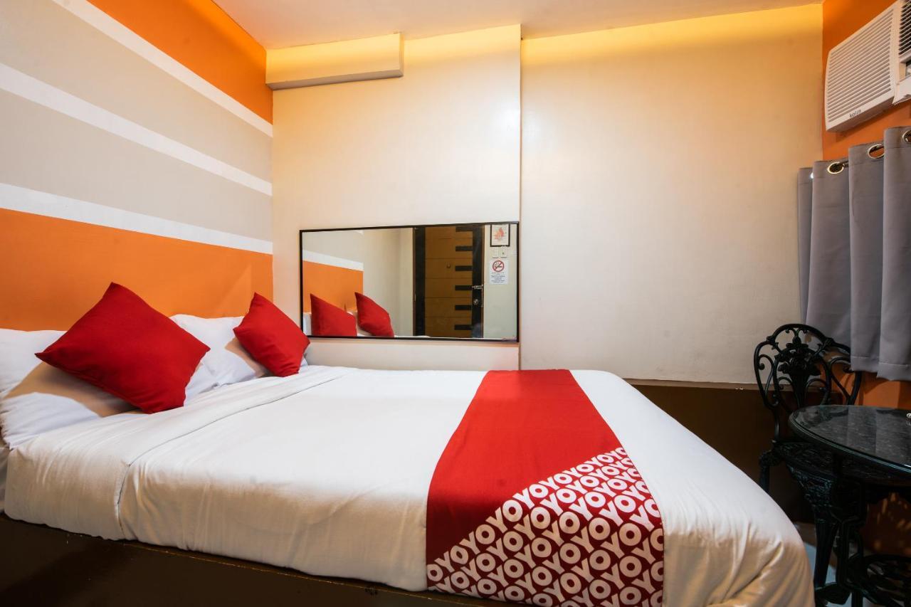 Oyo 475 Pearl Blossom Hotel Manila Exterior photo