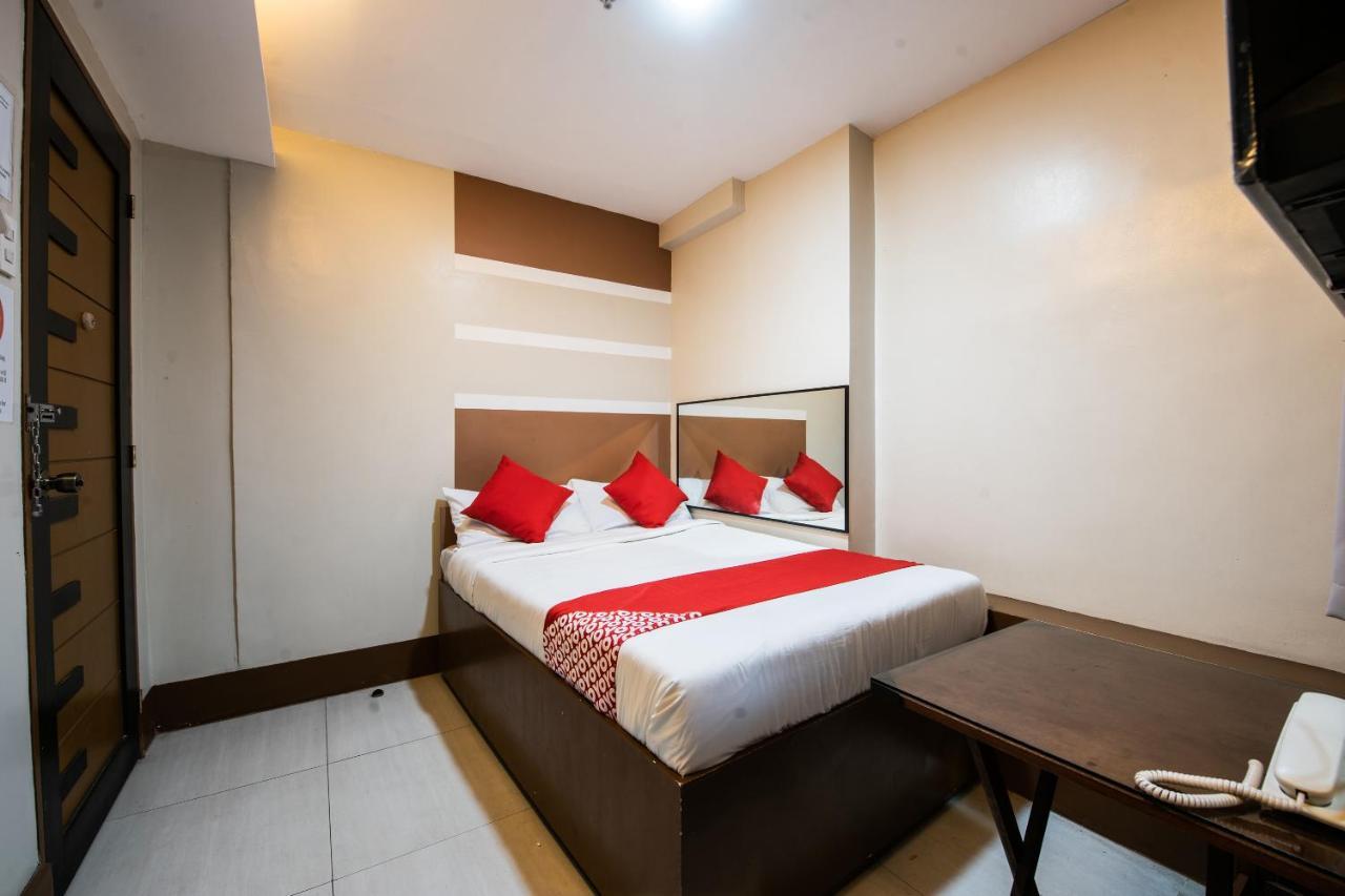 Oyo 475 Pearl Blossom Hotel Manila Exterior photo